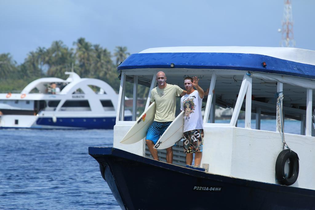 Natural Surf House Albergue Himmafushi Exterior foto