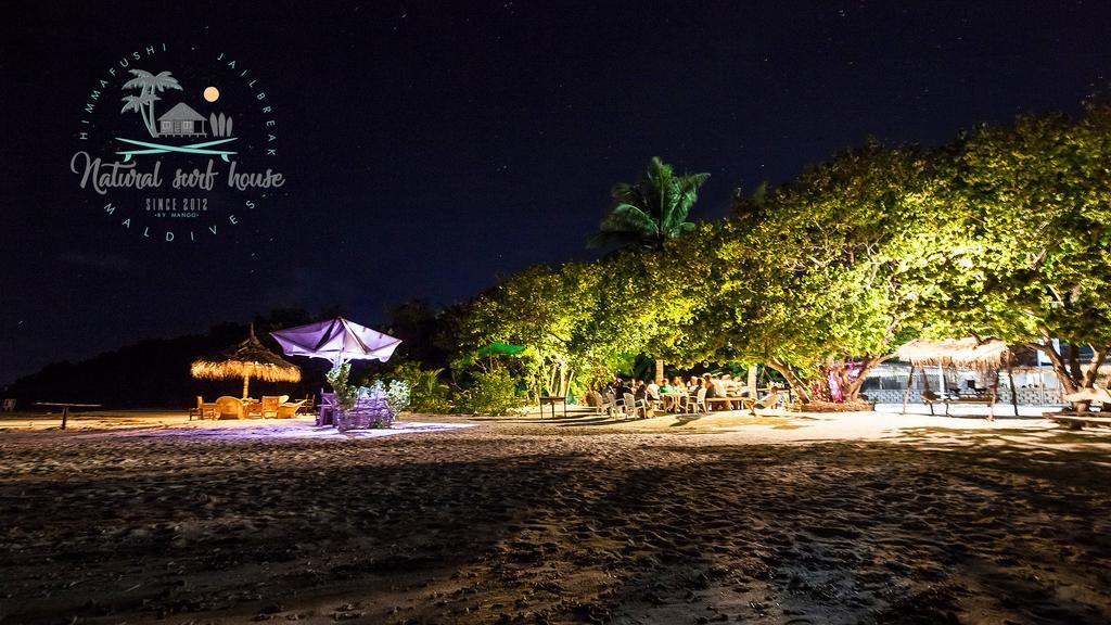 Natural Surf House Albergue Himmafushi Exterior foto